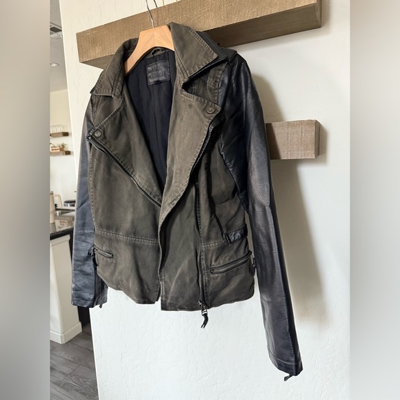 Max Edition|Faux leather & olive canvas utility jacket,color block•••Size Small - Picture 5 of 11